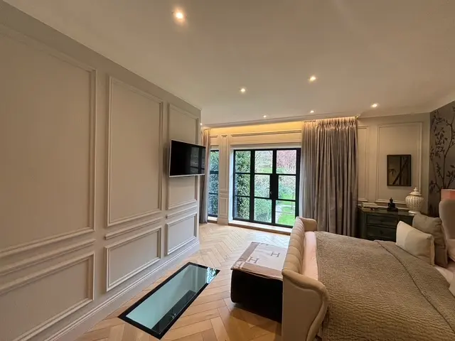 Open-plan residential renovation