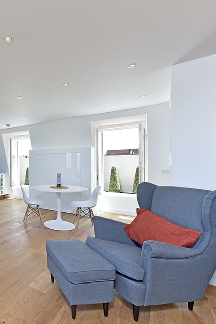 Two-bed contemporary apartment